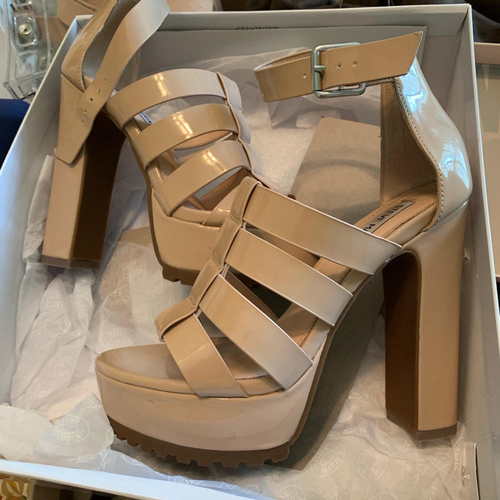 Steve Madden Groove Heels in Blush